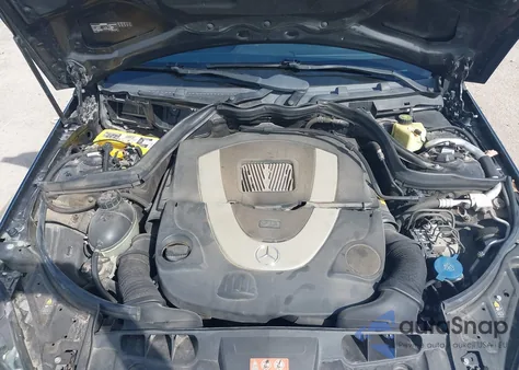 2011 Mercedes-Benz E 550 z USA, uszkodzony, nr VIN WDDKK7CF9BF064426